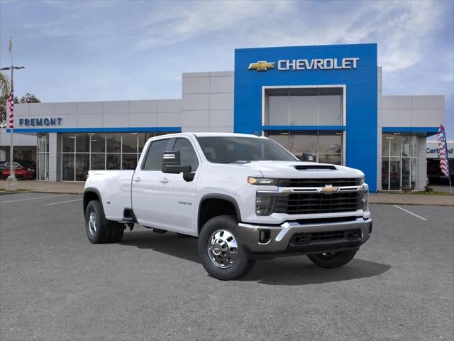 2026 Chevrolet Silverado 3500HD Crew Cab, Long Bed, LT Dual Rear Wheel, RWD