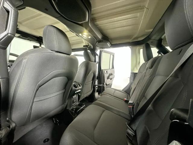 2023 Jeep Wrangler 4-Door Sahara