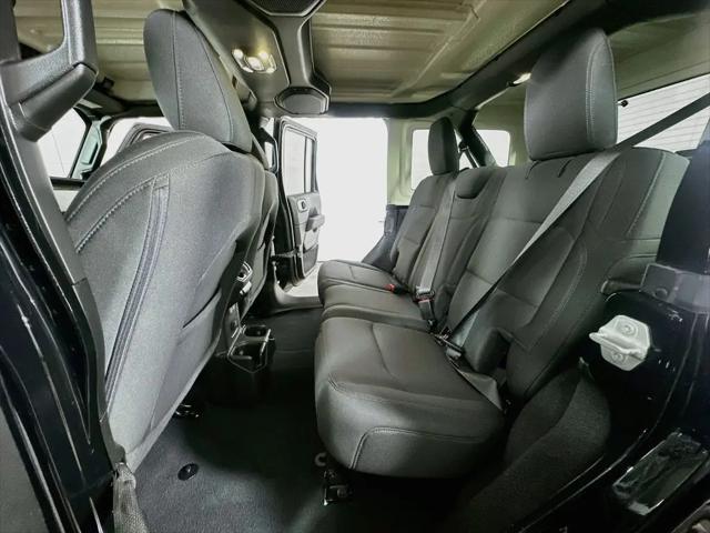2023 Jeep Wrangler 4-Door Sahara