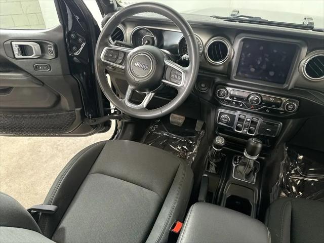 2023 Jeep Wrangler 4-Door Sahara