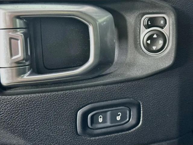 2023 Jeep Wrangler 4-Door Sahara