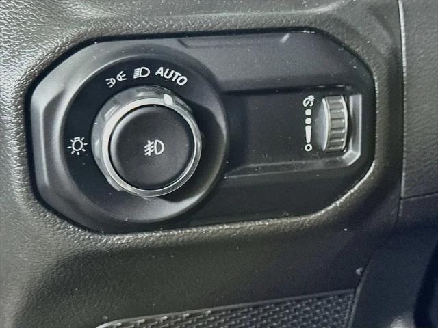 2023 Jeep Wrangler 4-Door Sahara