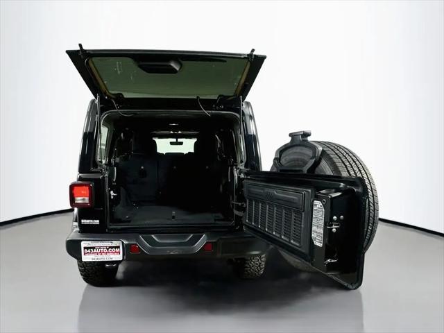 2023 Jeep Wrangler 4-Door Sahara