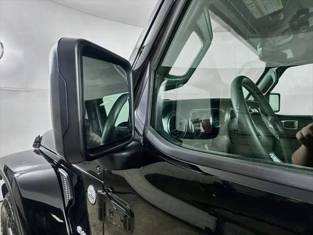 2023 Jeep Wrangler 4-Door Sahara