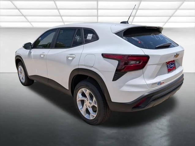 2026 Chevrolet Trax FWD LS