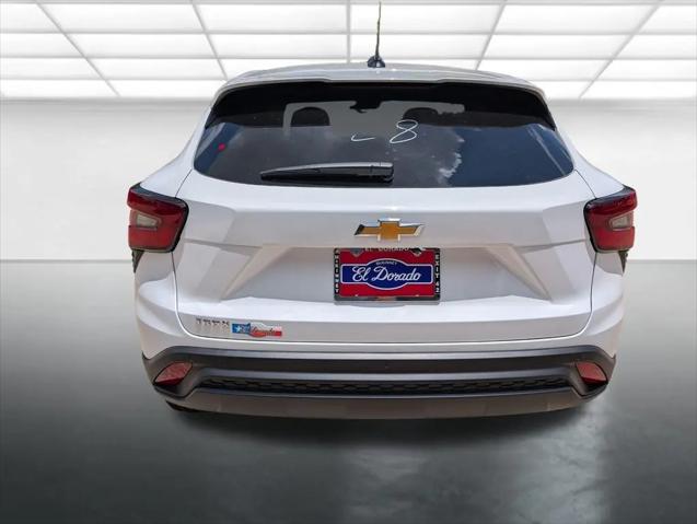 2026 Chevrolet Trax FWD LS