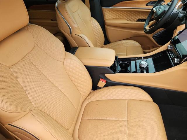 2023 Jeep Grand Cherokee L Summit Reserve 4x4