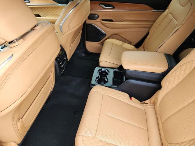 2023 Jeep Grand Cherokee L Summit Reserve 4x4