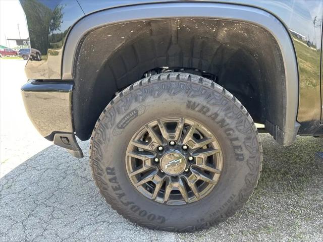 2024 Chevrolet Silverado 2500HD 4WD Crew Cab Standard Bed ZR2