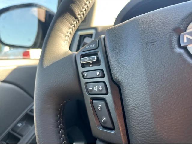 2025 Nissan Frontier Crew Cab SL 4x2