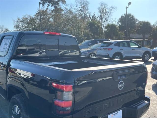 2025 Nissan Frontier Crew Cab SL 4x2