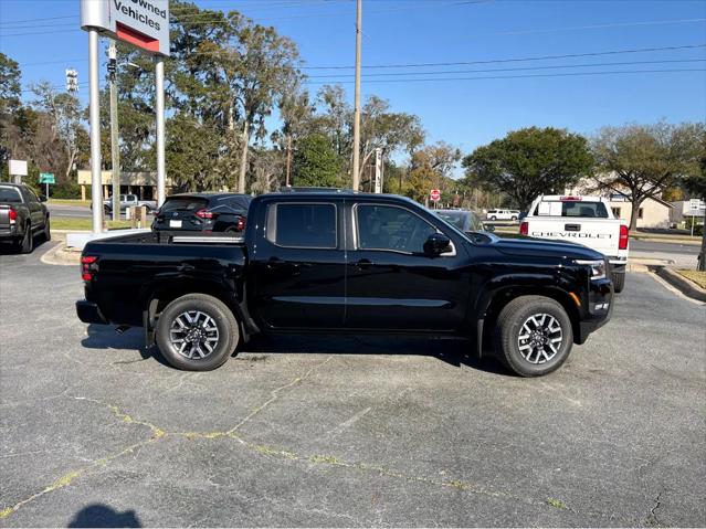 2025 Nissan Frontier Crew Cab SL 4x2