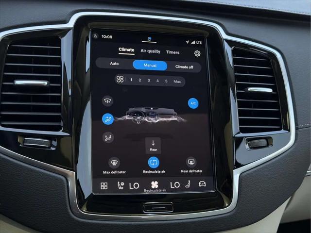 2023 Volvo XC90 B6 Ultimate 7-Seater