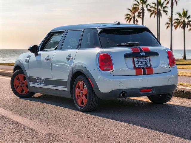 2016 MINI Hardtop Cooper
