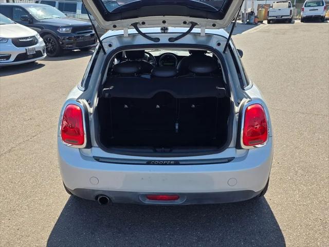 2016 MINI Hardtop Cooper