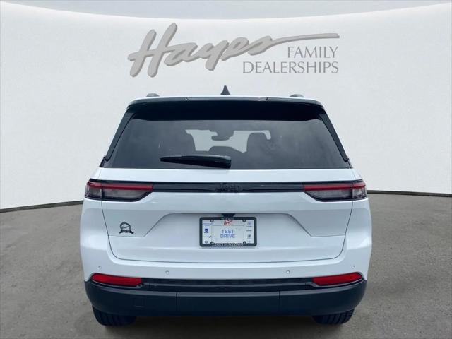 2025 Jeep Grand Cherokee Altitude X 4x2