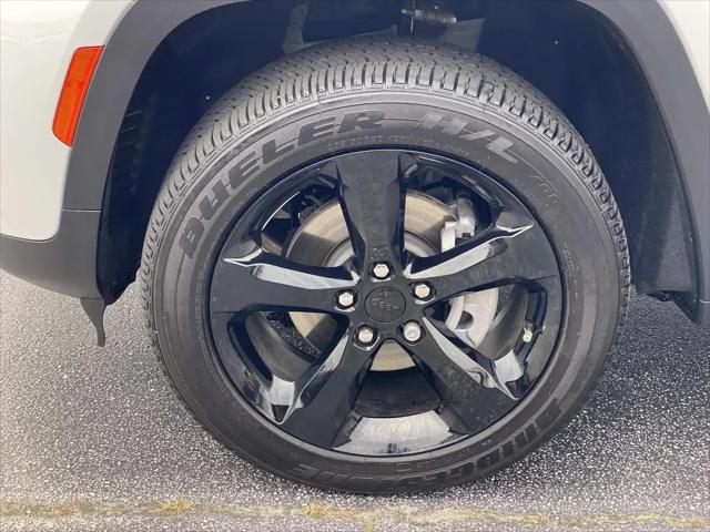2025 Jeep Grand Cherokee Altitude X 4x2