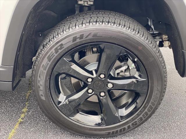 2025 Jeep Grand Cherokee Altitude X 4x2