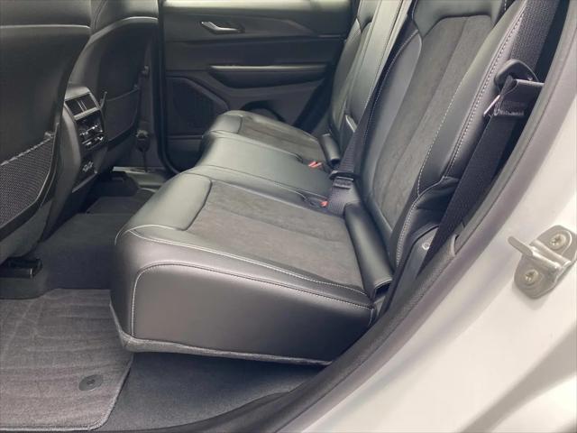 2025 Jeep Grand Cherokee Altitude X 4x2