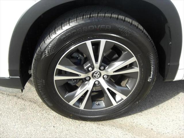 2017 Toyota Highlander LE
