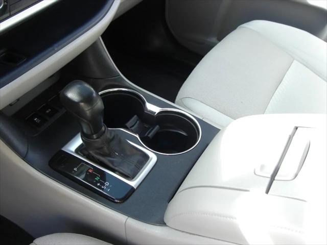 2017 Toyota Highlander LE