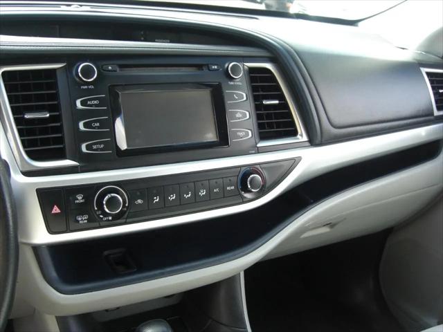 2017 Toyota Highlander LE
