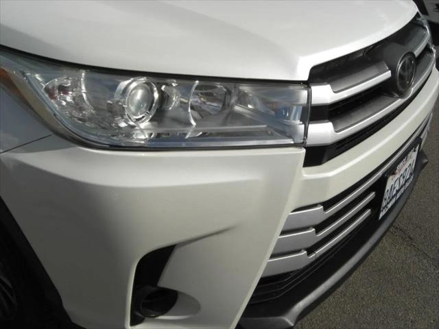 2017 Toyota Highlander LE
