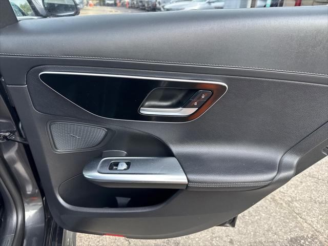 2023 Mercedes-Benz AMG C 43 4MATIC