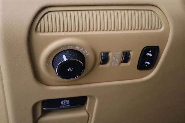 2025 Jeep Grand Wagoneer L Series III Obsidian 4x4