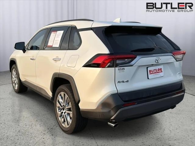 2020 Toyota RAV4 Limited