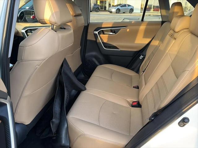 2020 Toyota RAV4 Limited
