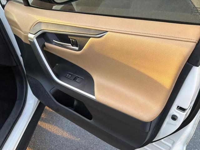 2020 Toyota RAV4 Limited