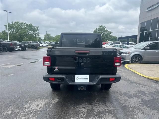 2022 Jeep Gladiator Sport