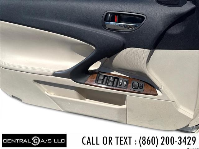 2011 Lexus IS 350C 2dr Conv