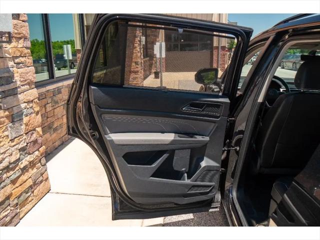 2022 Volkswagen Atlas 3.6L V6 SE w/Technology