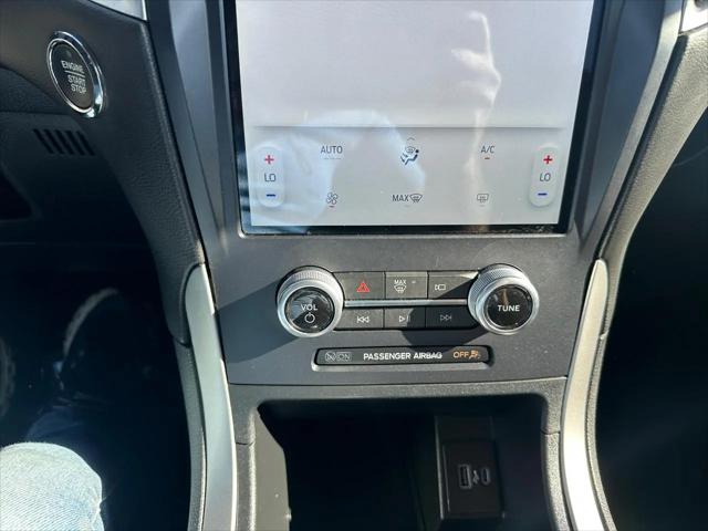 2021 Ford Edge SE
