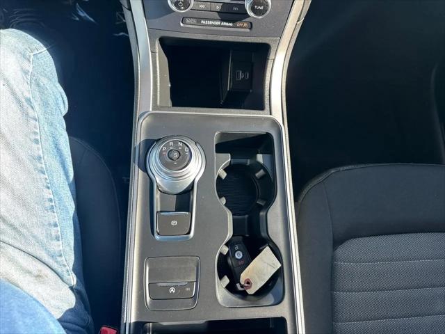 2021 Ford Edge SE