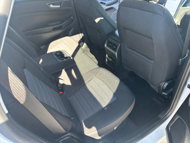 2021 Ford Edge SE