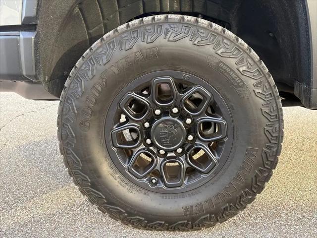 2025 Chevrolet Silverado 2500HD 4WD Crew Cab Standard Bed ZR2