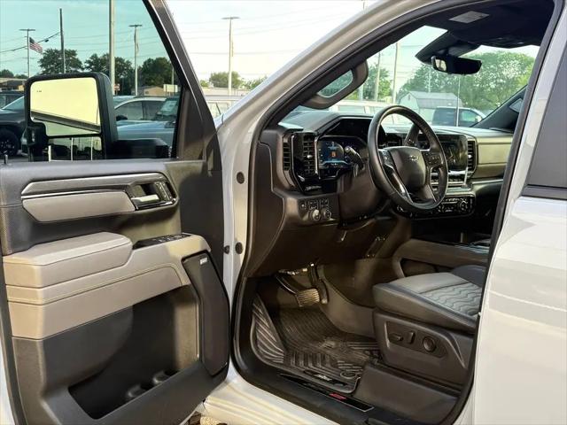 2025 Chevrolet Silverado 2500HD 4WD Crew Cab Standard Bed ZR2