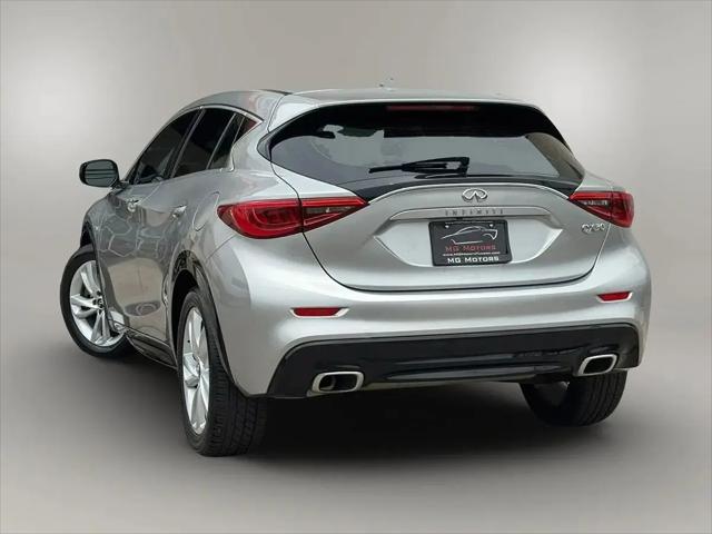 2019 INFINITI QX30 PURE