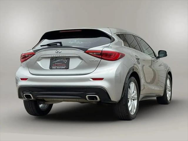 2019 INFINITI QX30 PURE