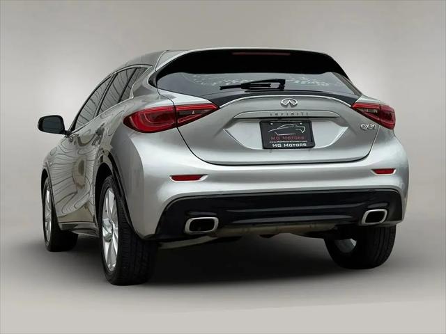 2019 INFINITI QX30 PURE
