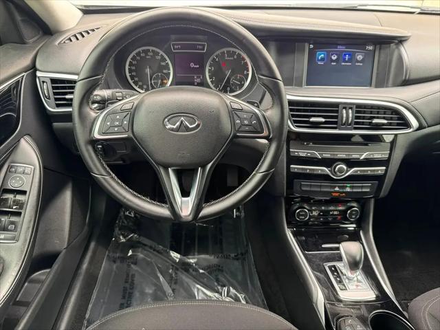 2019 INFINITI QX30 PURE