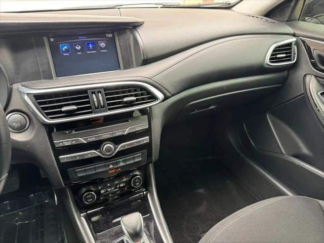 2019 INFINITI QX30 PURE