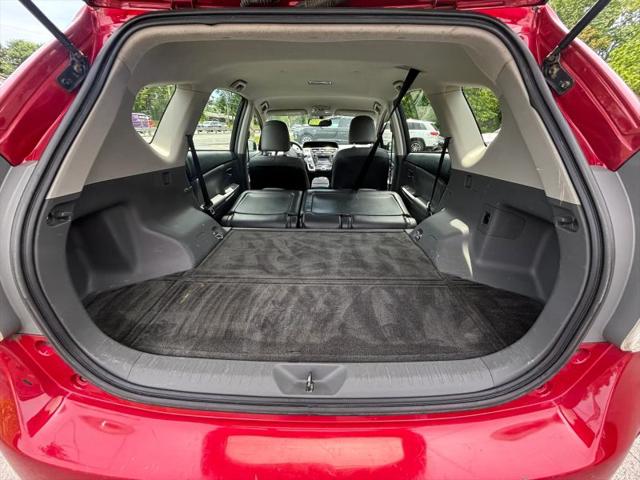 2014 Toyota Prius v Five