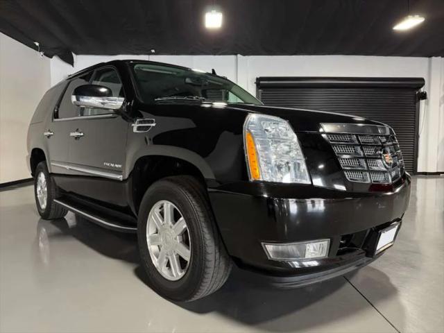 2013 Cadillac Escalade Standard