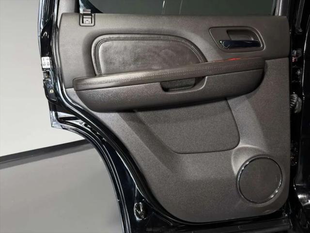 2013 Cadillac Escalade Standard