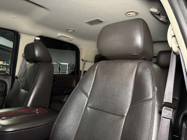 2013 Cadillac Escalade Standard