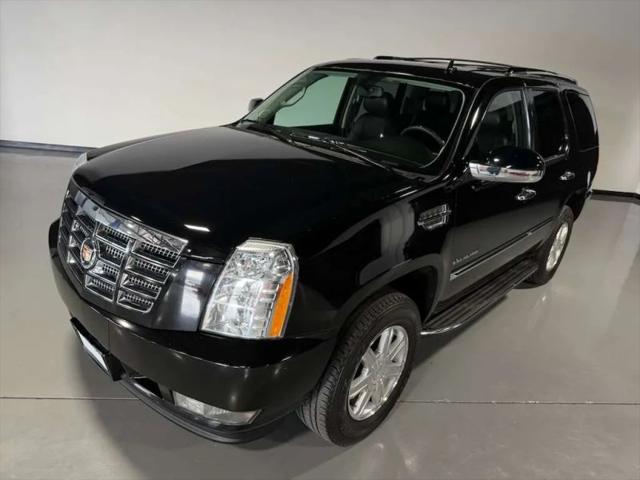 2013 Cadillac Escalade Standard